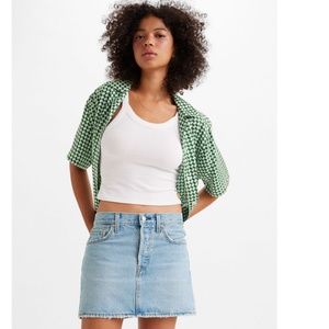Levi's Classic Iconic 100% Cotton Denim Medium Wash Mini Skirt Size 32